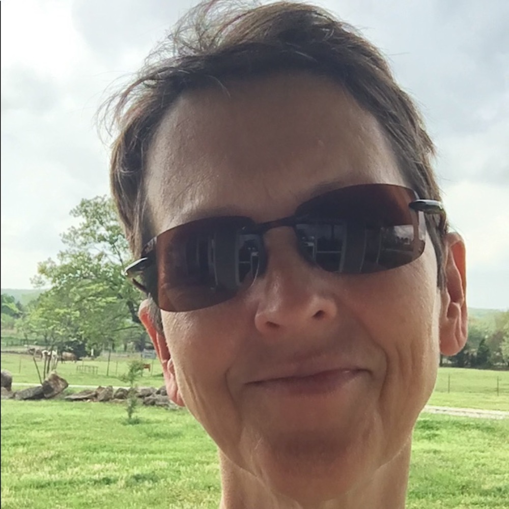 Meet your Posher, Sandra